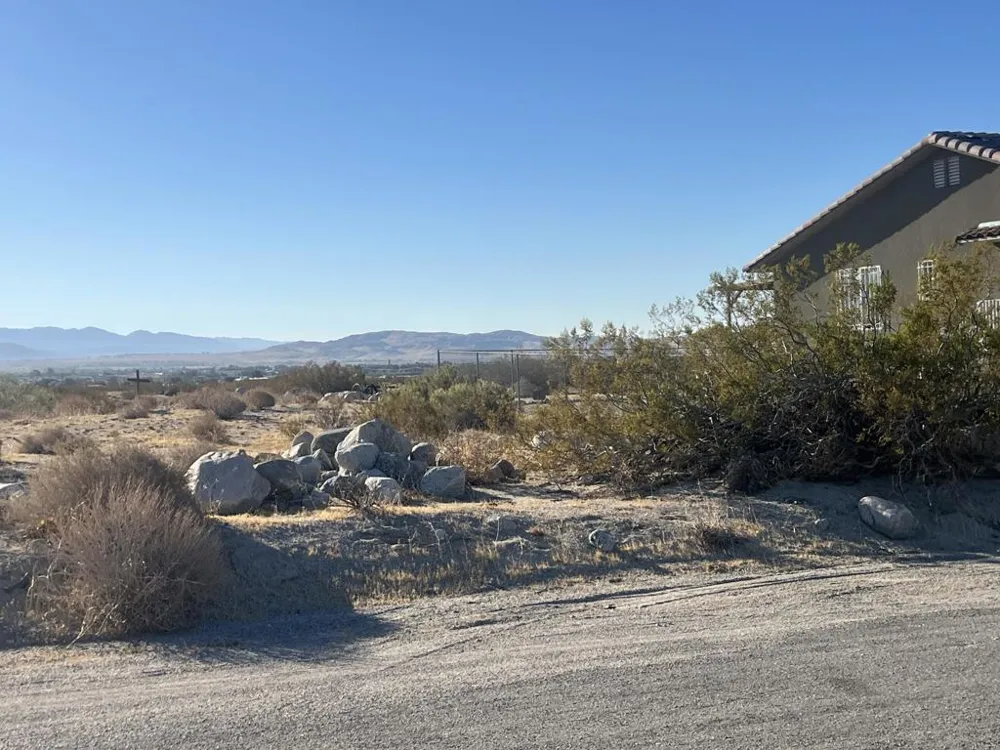 16439 Mauna Loa Rd Desert Hot Springs, CA 92240