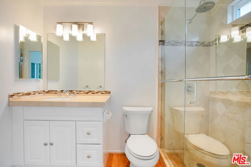 3855 Rambla Pacifico #D Malibu, CA 90265
