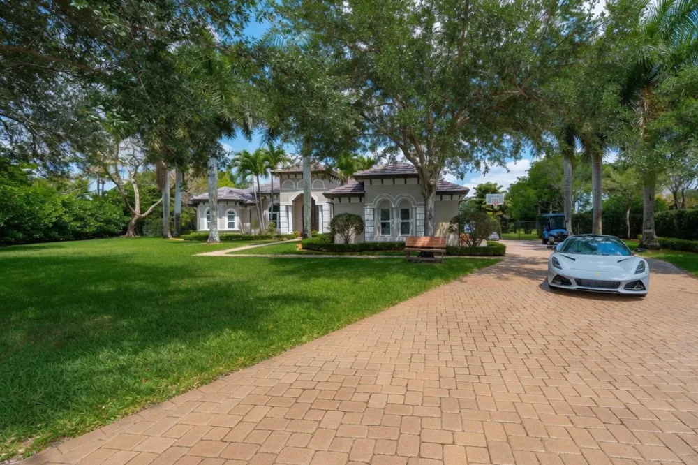 4197 Finishline Terrace Davie, FL 33330