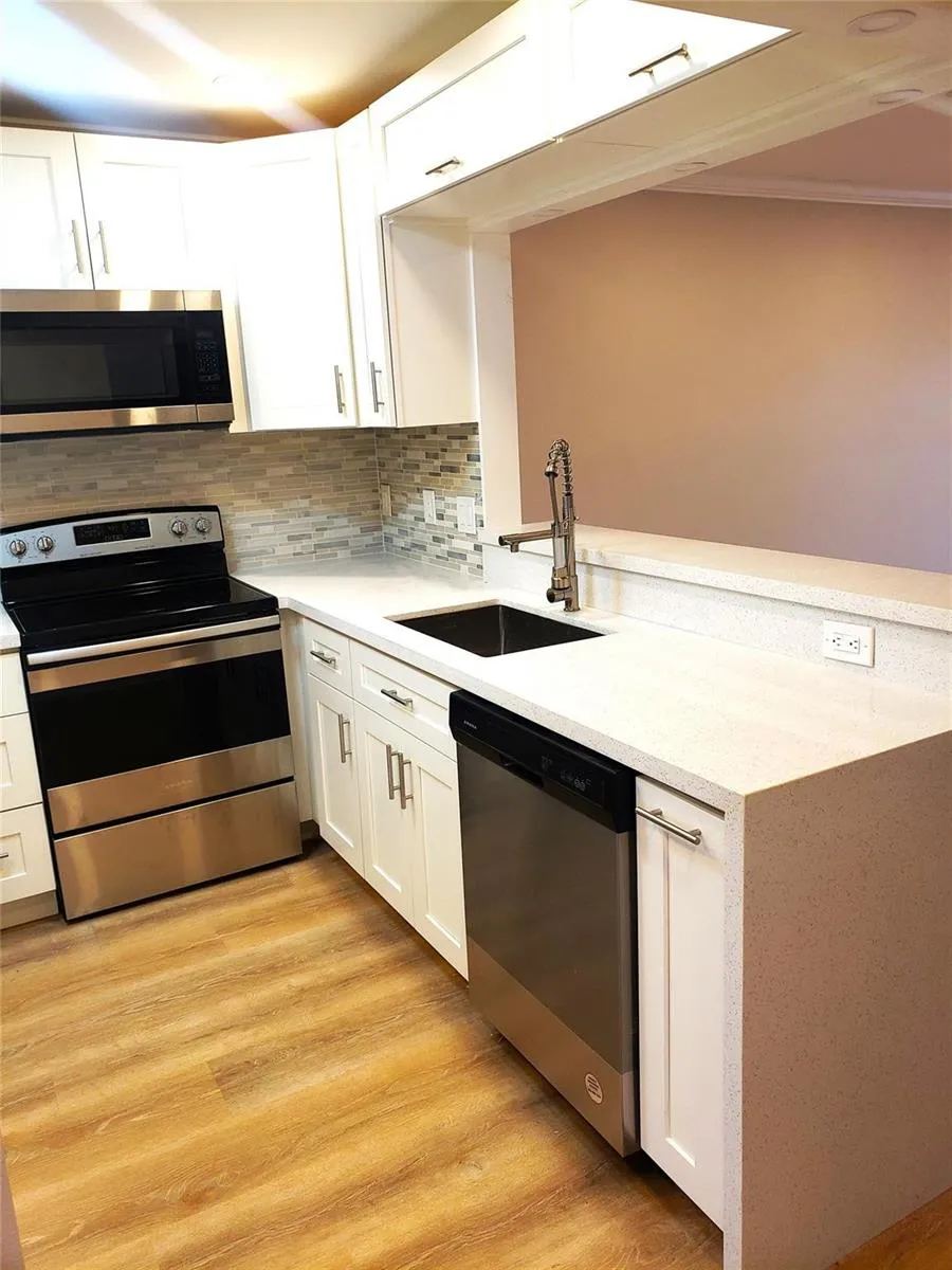 7897 Golf Circle Drive #303 Margate, FL 33063
