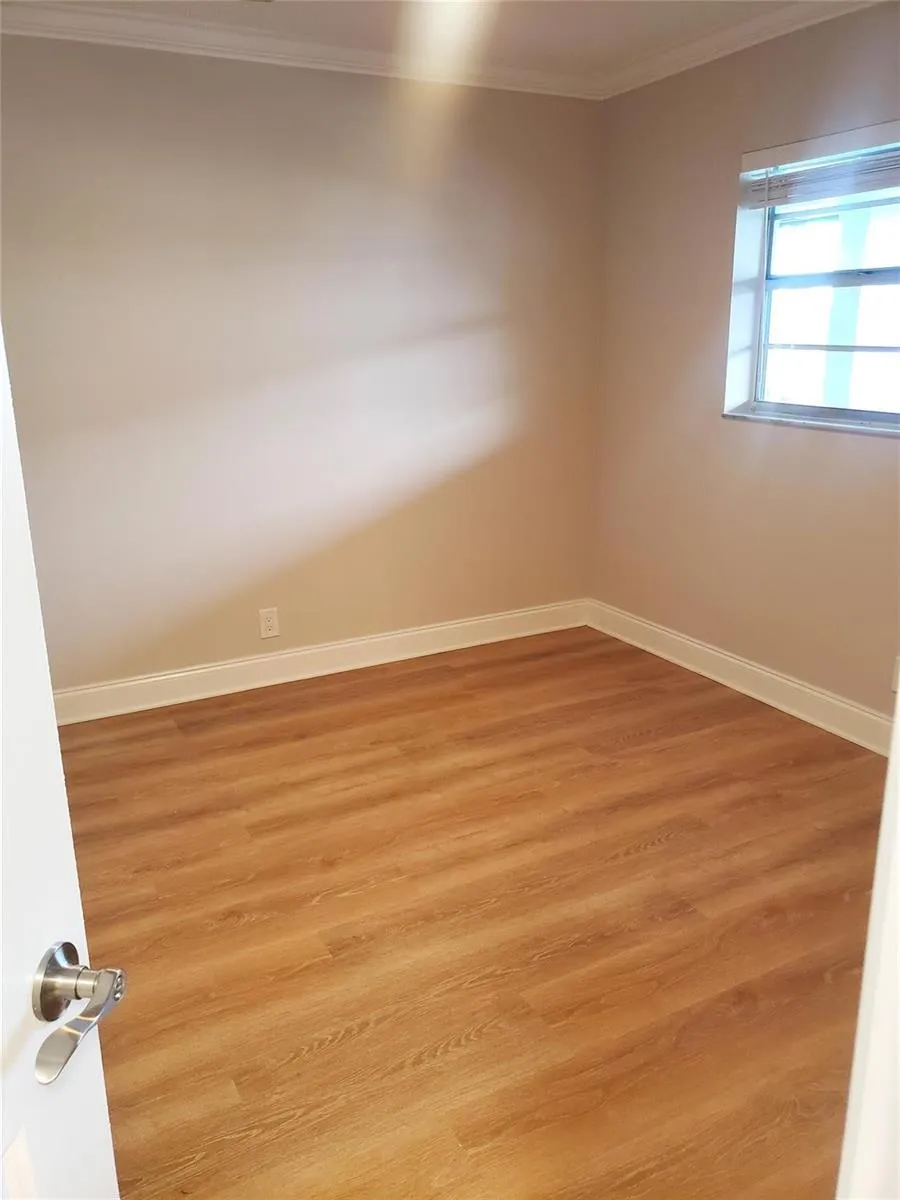 7897 Golf Circle Drive #303 Margate, FL 33063