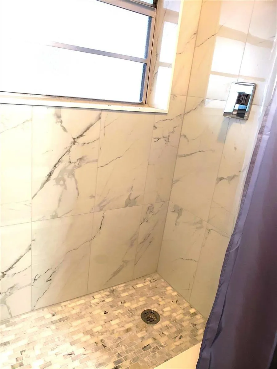 7897 Golf Circle Drive #303 Margate, FL 33063
