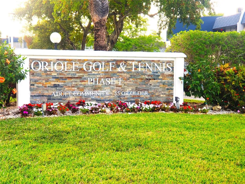 7897 Golf Circle Drive #303 Margate, FL 33063