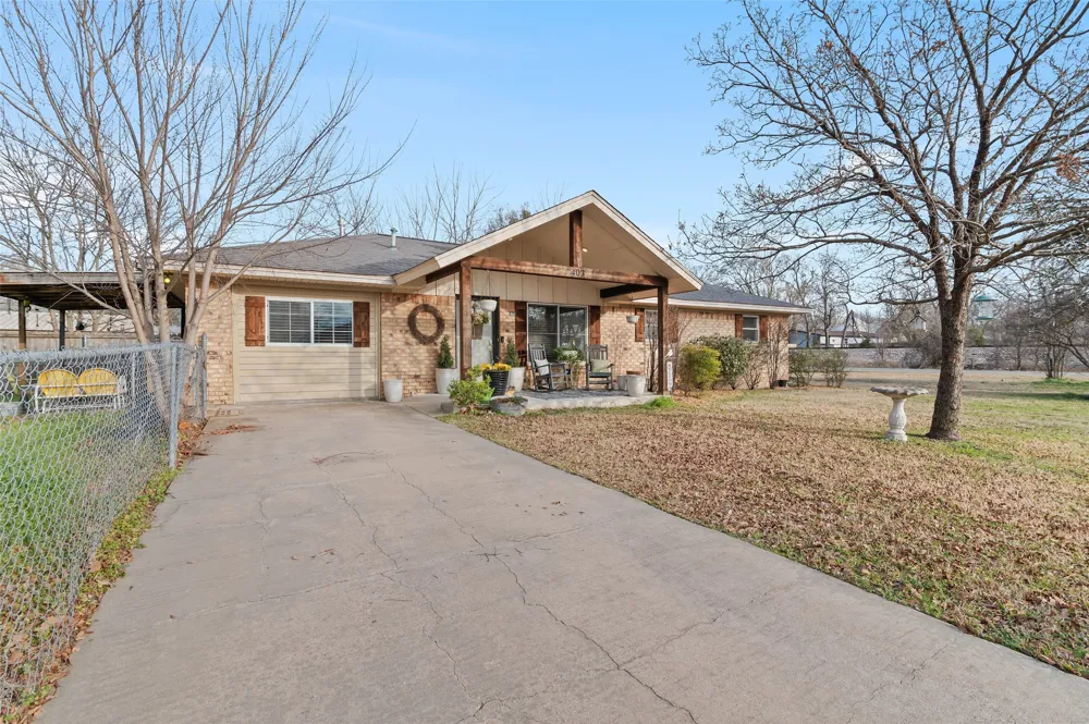 403 Magnolia Avenue Pottsboro, TX 75076