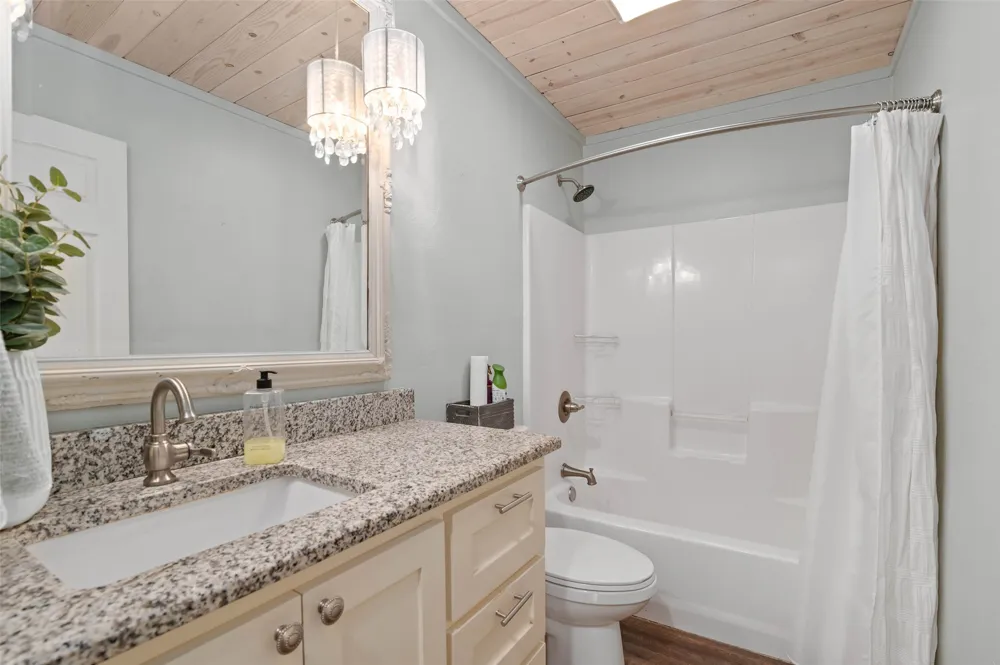 403 Magnolia Avenue Pottsboro, TX 75076