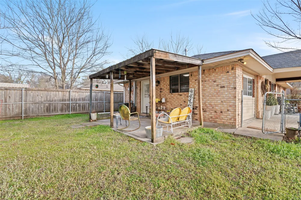 403 Magnolia Avenue Pottsboro, TX 75076