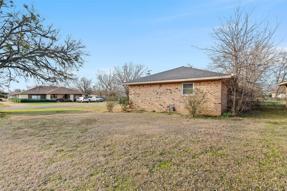 403 Magnolia Avenue Pottsboro, TX 75076