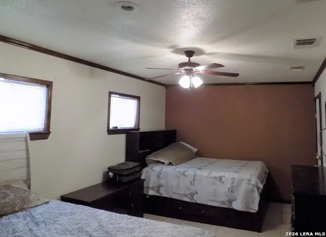 20543 FM 1021 El Indio, TX 78860