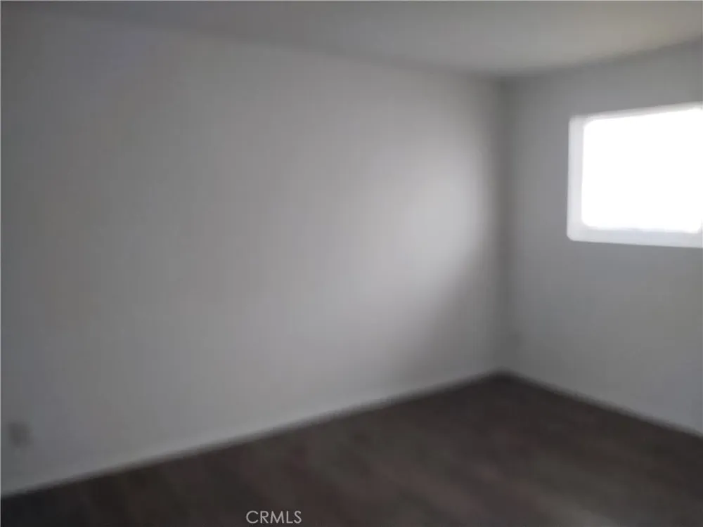 13050 Dronfield #16 Sylmar, CA 91342