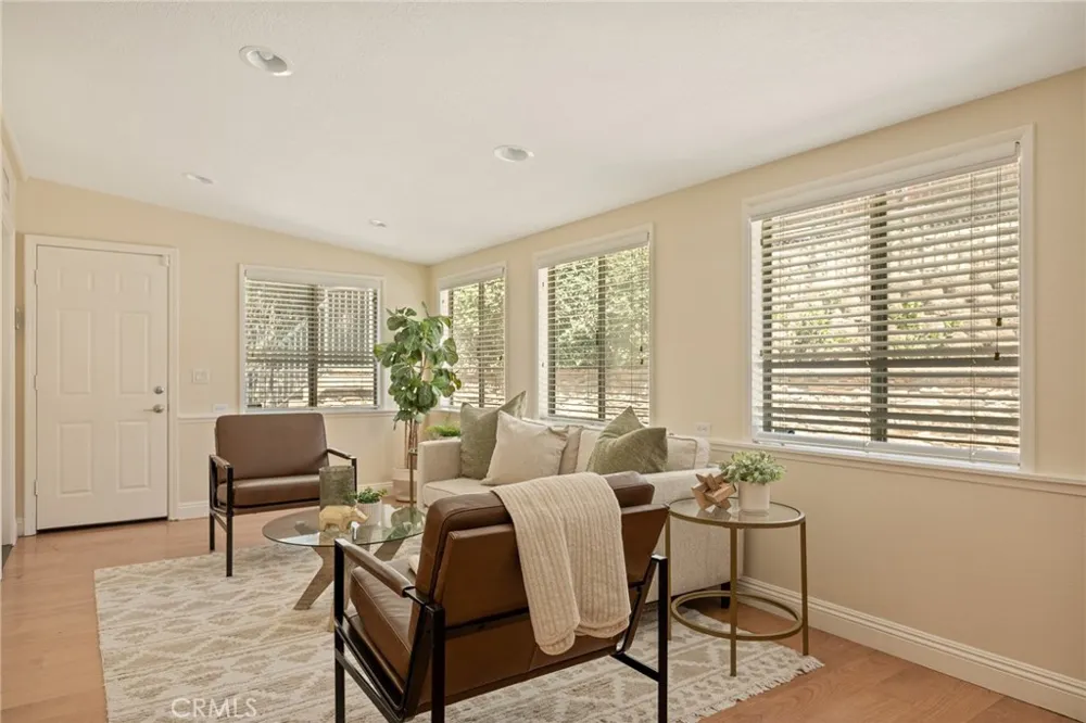 940 Carob Redlands, CA 92373