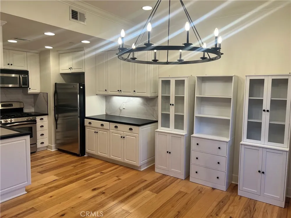 20402 Santa Ana Avenue #4 Newport Beach, CA 92660