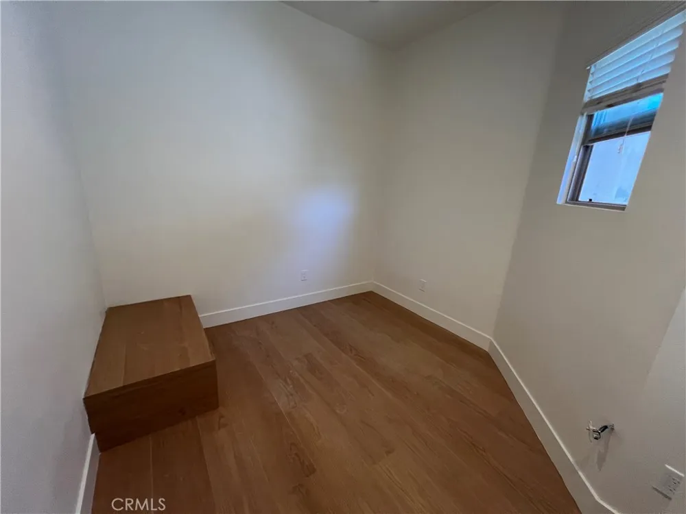 20402 Santa Ana Avenue #4 Newport Beach, CA 92660