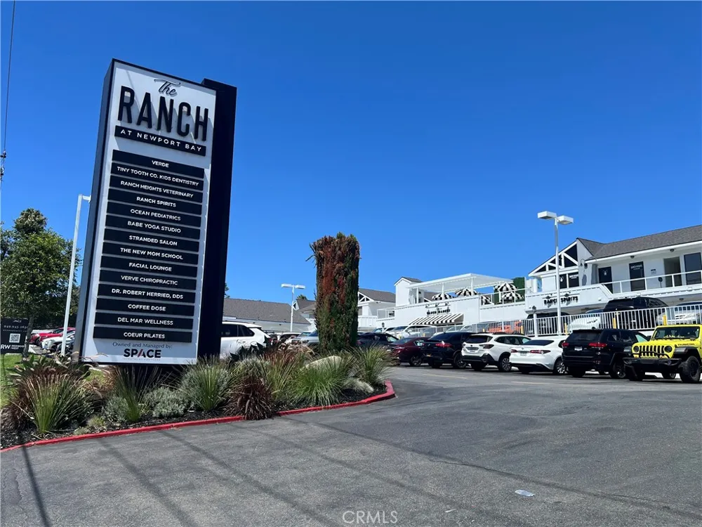 20402 Santa Ana Avenue #4 Newport Beach, CA 92660