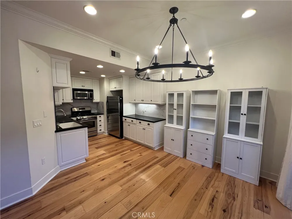 20402 Santa Ana Avenue #4 Newport Beach, CA 92660