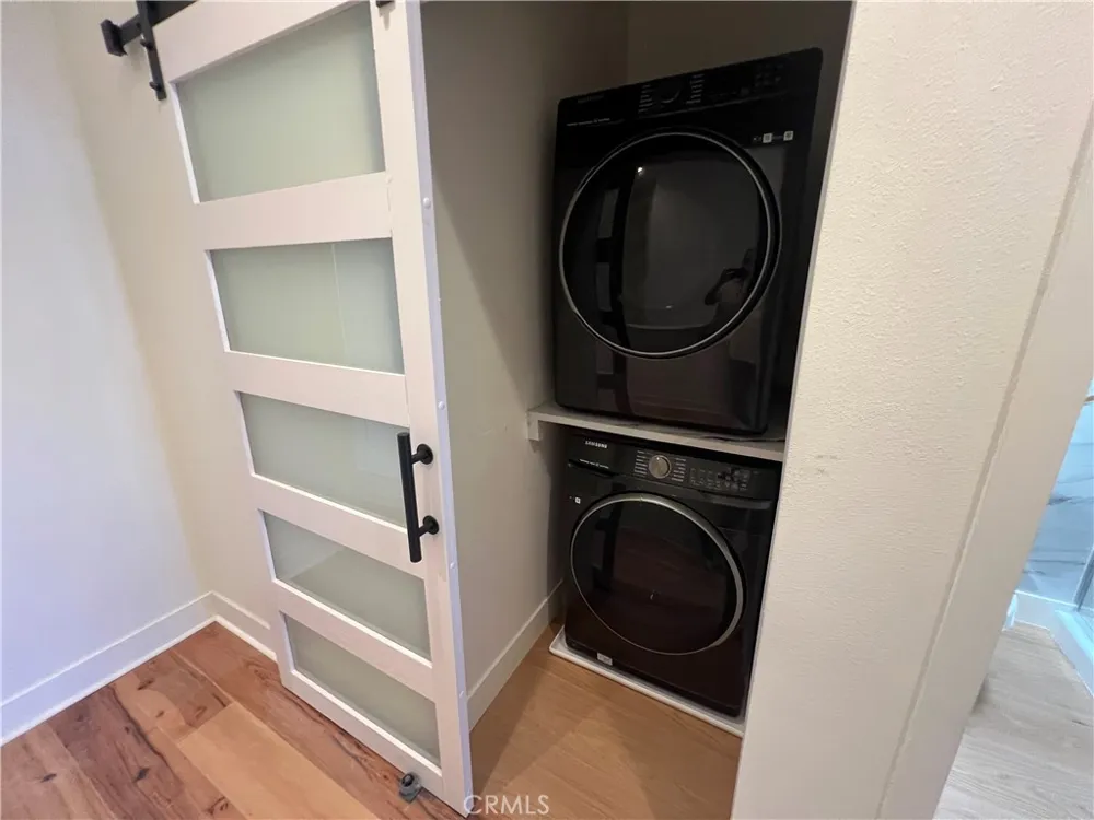 20402 Santa Ana Avenue #4 Newport Beach, CA 92660