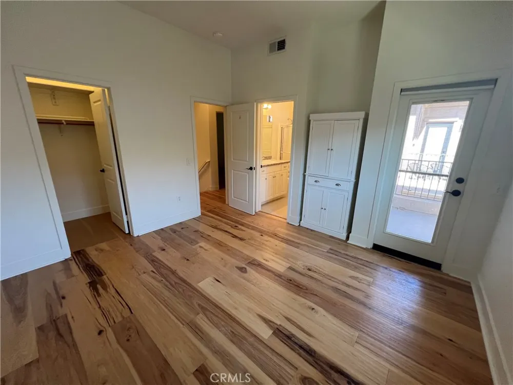 20402 Santa Ana Avenue #4 Newport Beach, CA 92660