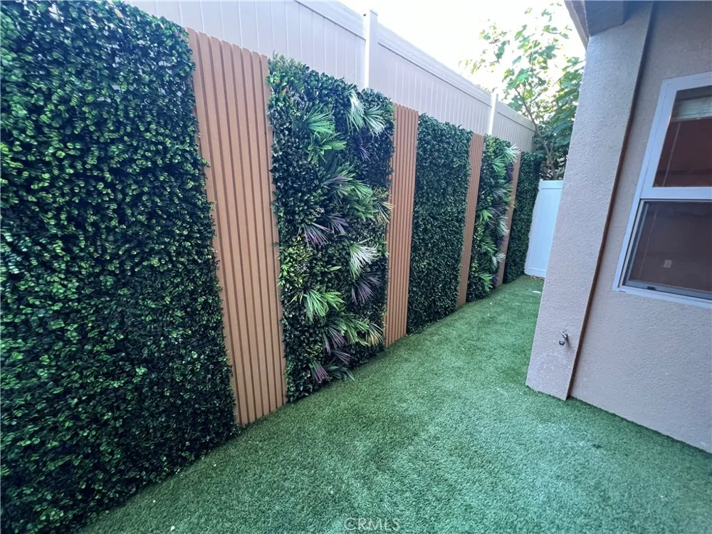 20402 Santa Ana Avenue #4 Newport Beach, CA 92660