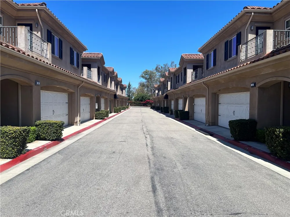20402 Santa Ana Avenue #4 Newport Beach, CA 92660