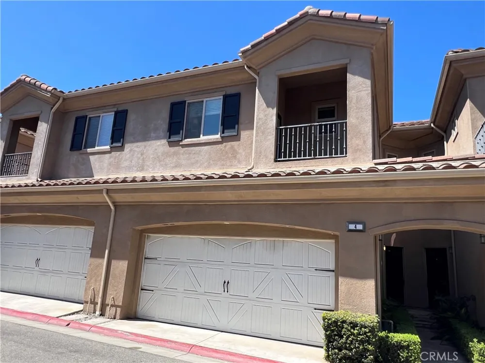 20402 Santa Ana Avenue #4 Newport Beach, CA 92660