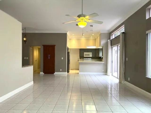 10110 NW 5th Street Plantation, FL 33324