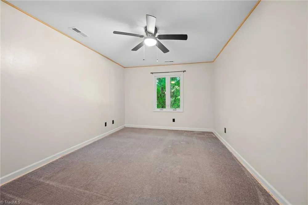 8750 Willowmede Drive Lewisville, NC 27023
