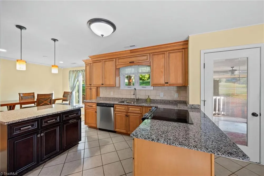 8750 Willowmede Drive Lewisville, NC 27023