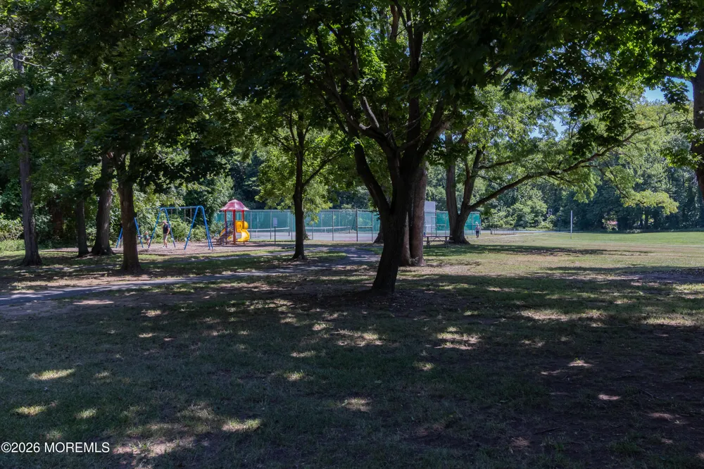 113 Apple Blossom Lane Middletown, NJ 07748