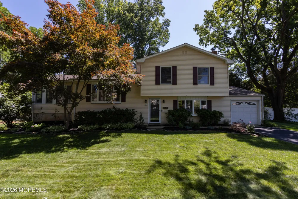 113 Apple Blossom Lane Middletown, NJ 07748