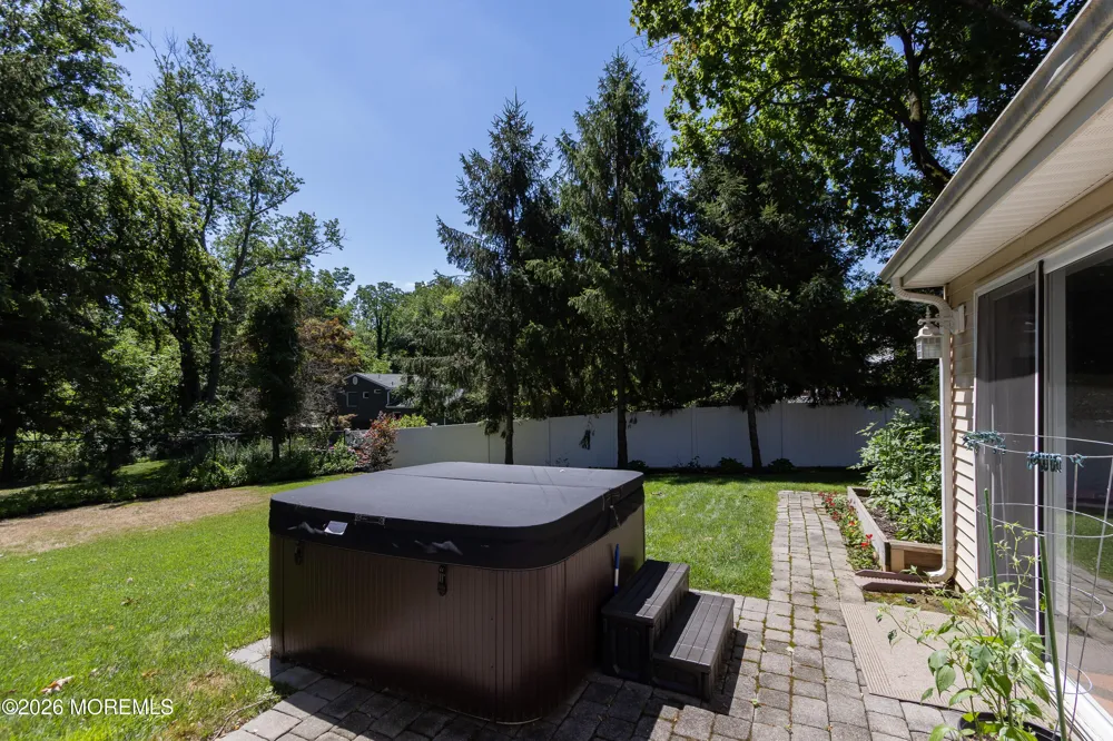 113 Apple Blossom Lane Middletown, NJ 07748
