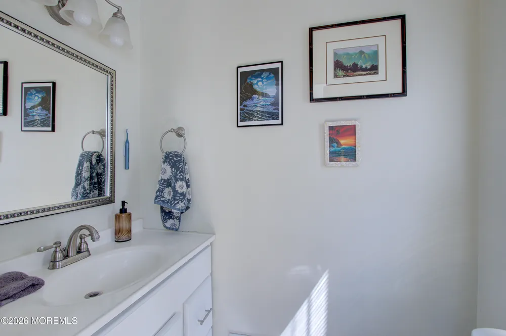 113 Apple Blossom Lane Middletown, NJ 07748