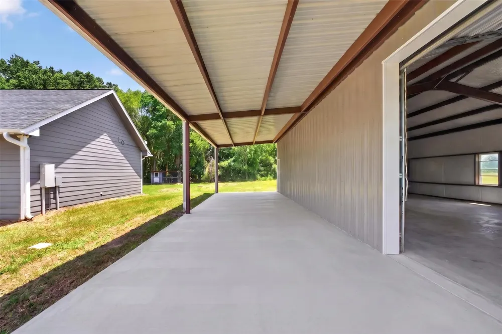 1094 County Road 2389 Alba, TX 75410