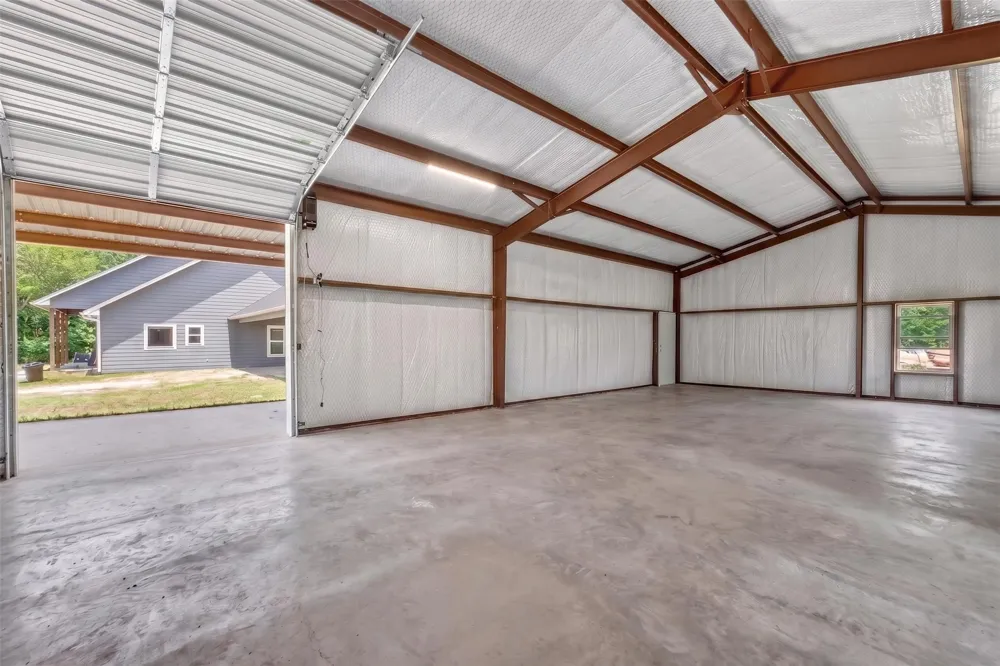 1094 County Road 2389 Alba, TX 75410