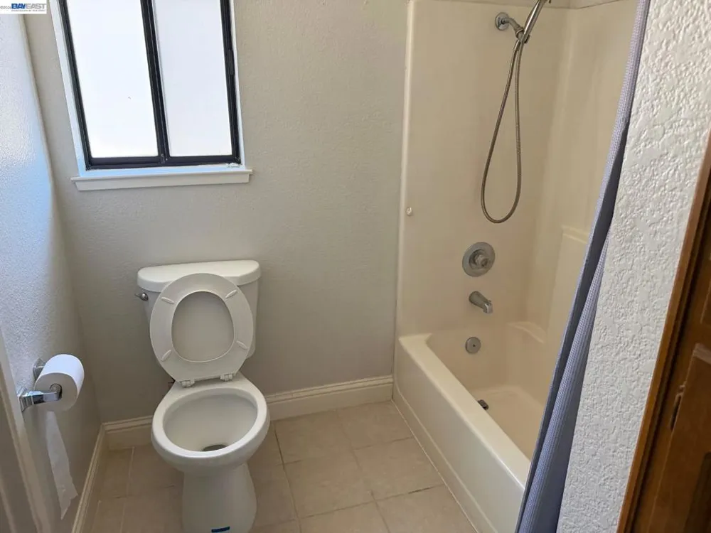 3532 Claremont Ave Modesto, CA 95356