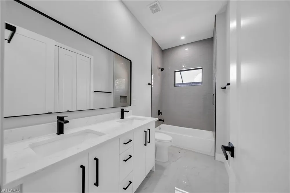 4129 Flamingo Boulevard Port Charlotte, FL 33948