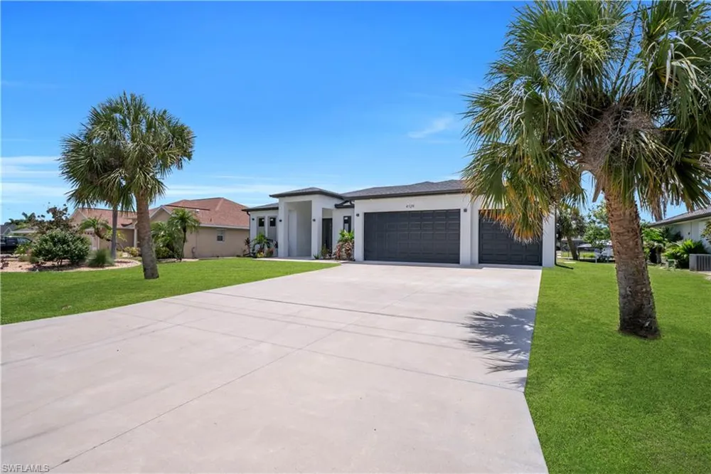 4129 Flamingo Boulevard Port Charlotte, FL 33948