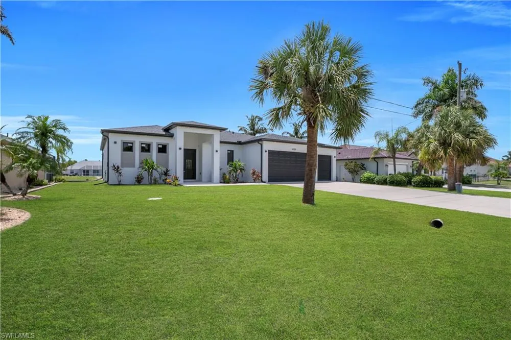 4129 Flamingo Boulevard Port Charlotte, FL 33948