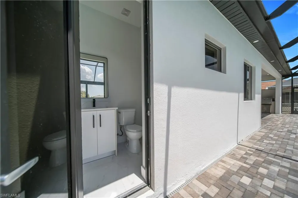 4129 Flamingo Boulevard Port Charlotte, FL 33948