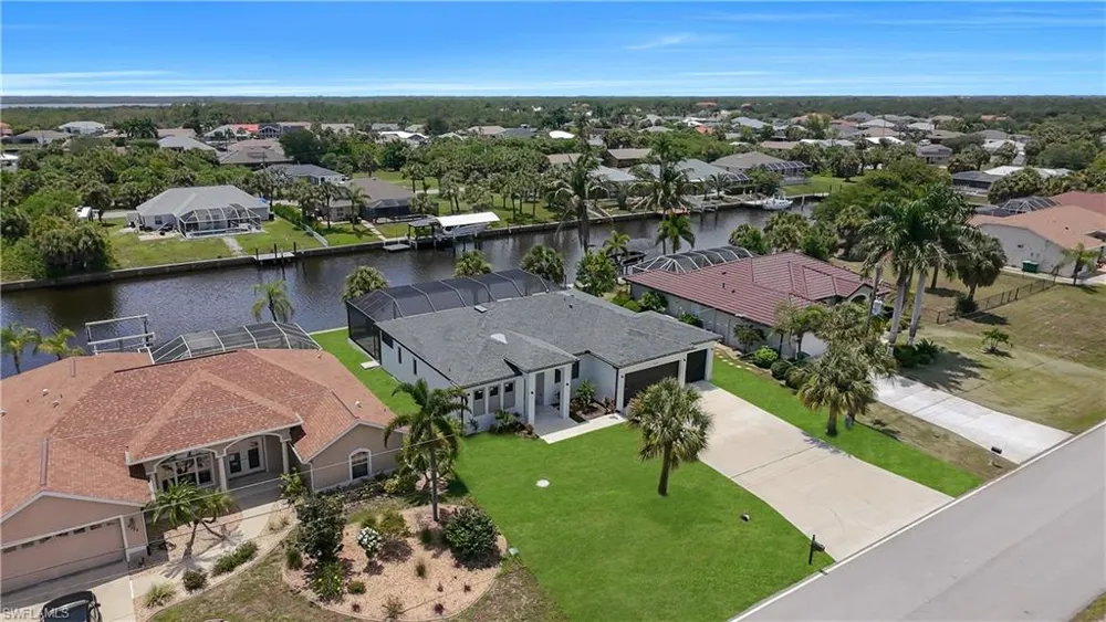 4129 Flamingo Boulevard Port Charlotte, FL 33948