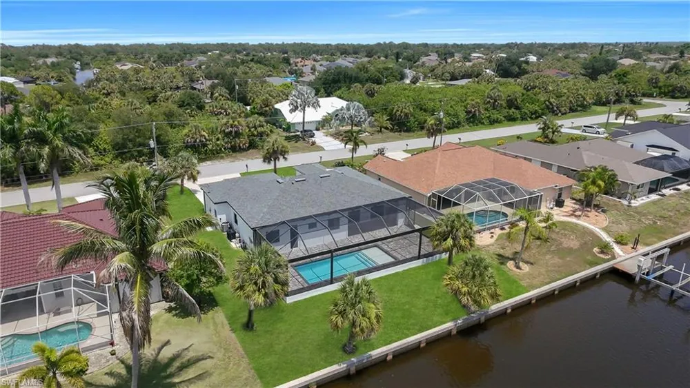 4129 Flamingo Boulevard Port Charlotte, FL 33948