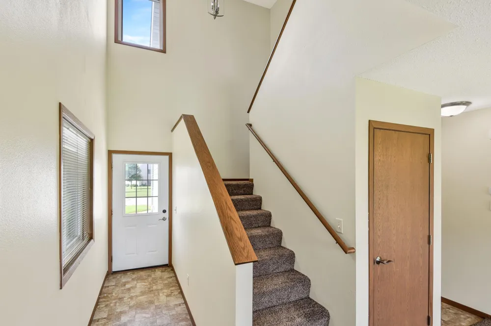 517 Faith Lane Saint Joseph, MN 56374