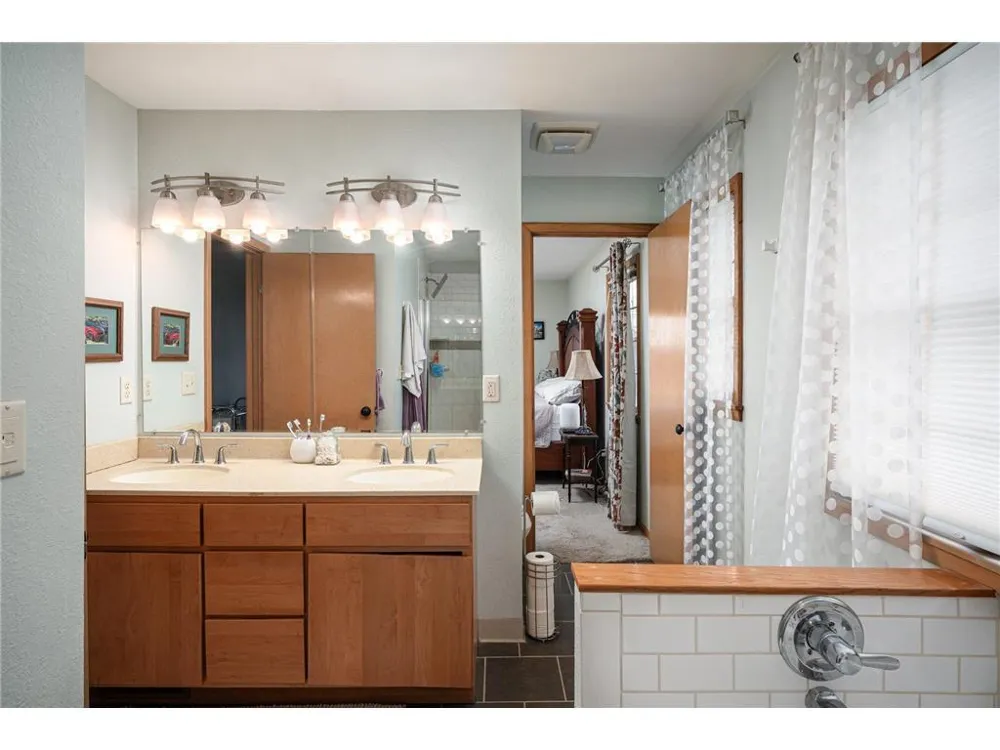 202 Ridgeview Lane S Lanesboro, MN 55949