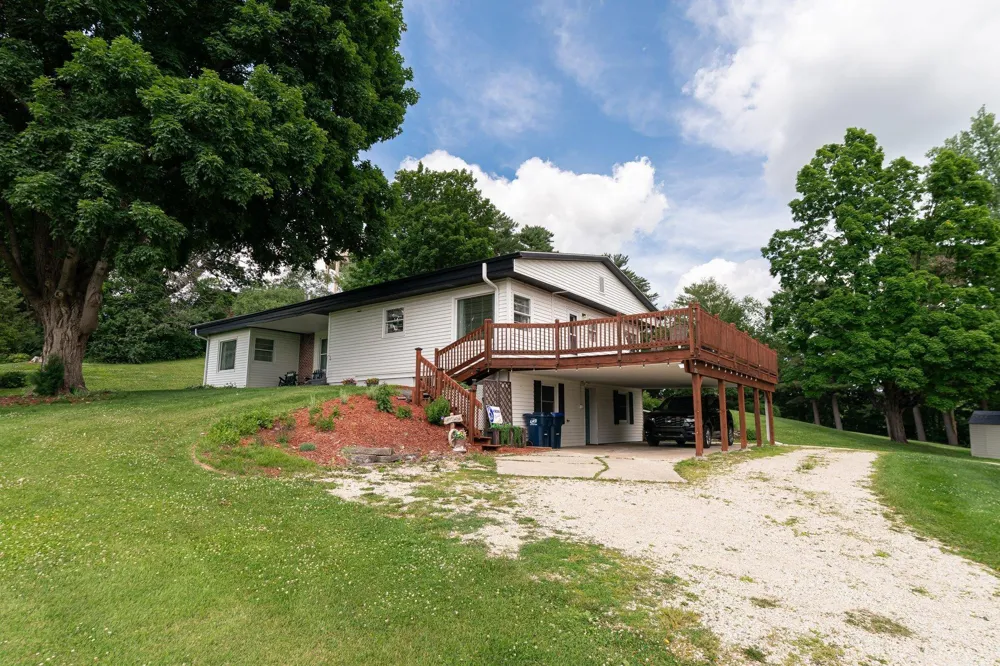202 Ridgeview Lane S Lanesboro, MN 55949
