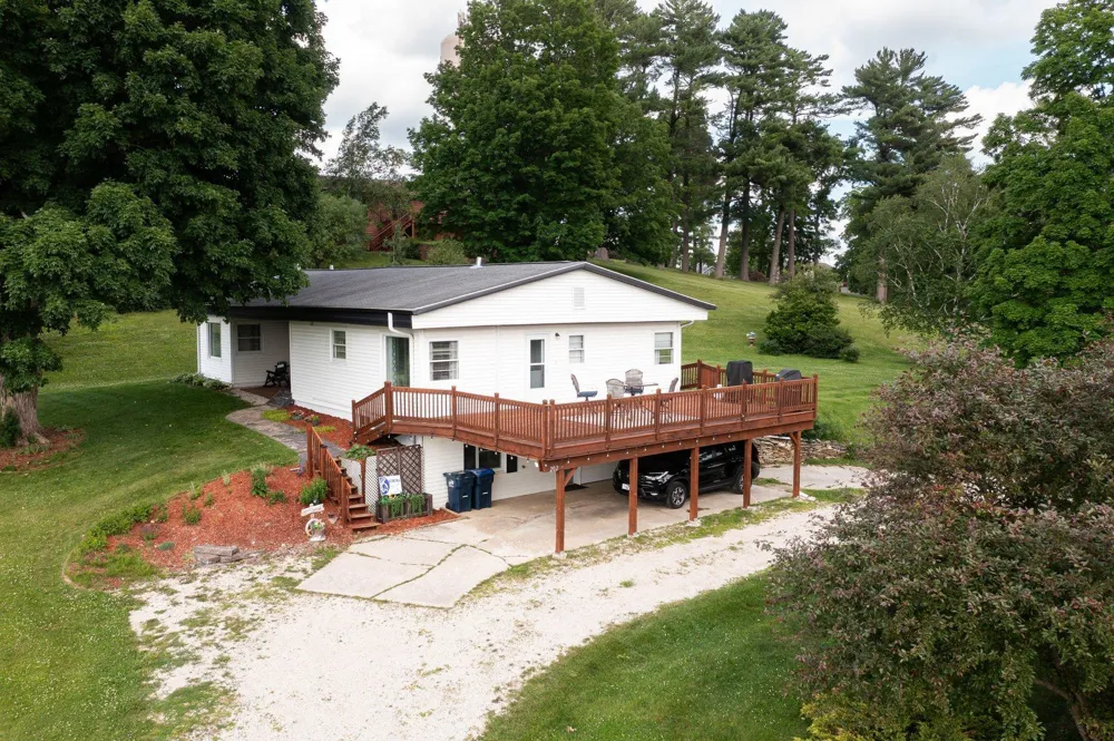 202 Ridgeview Lane S Lanesboro, MN 55949