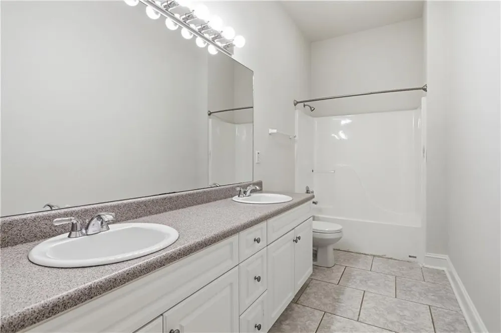 318 Crest Pointe S Bremen, GA 30110