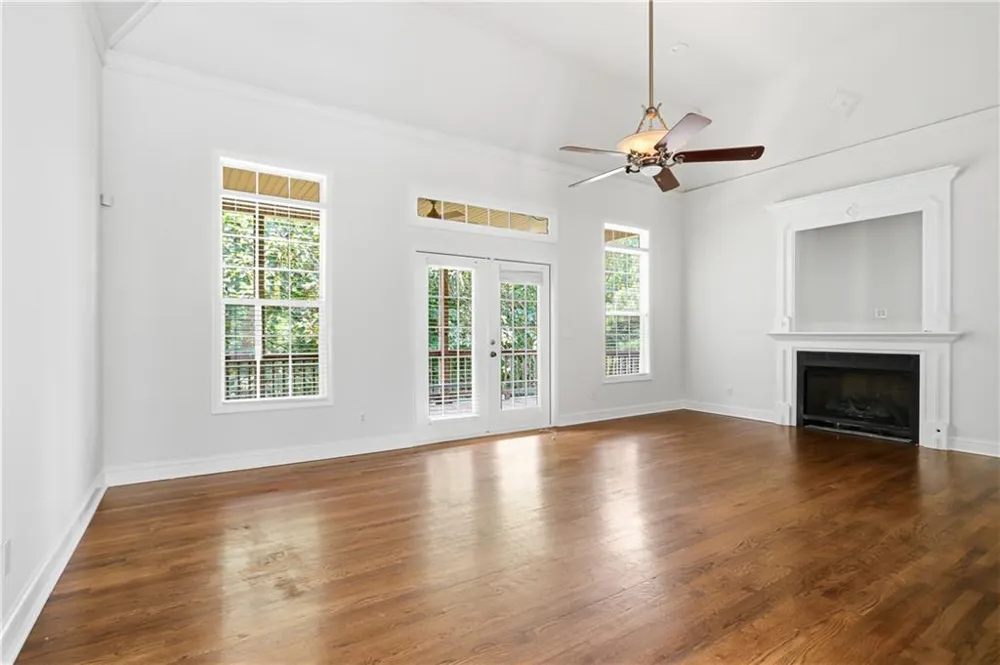 318 Crest Pointe S Bremen, GA 30110