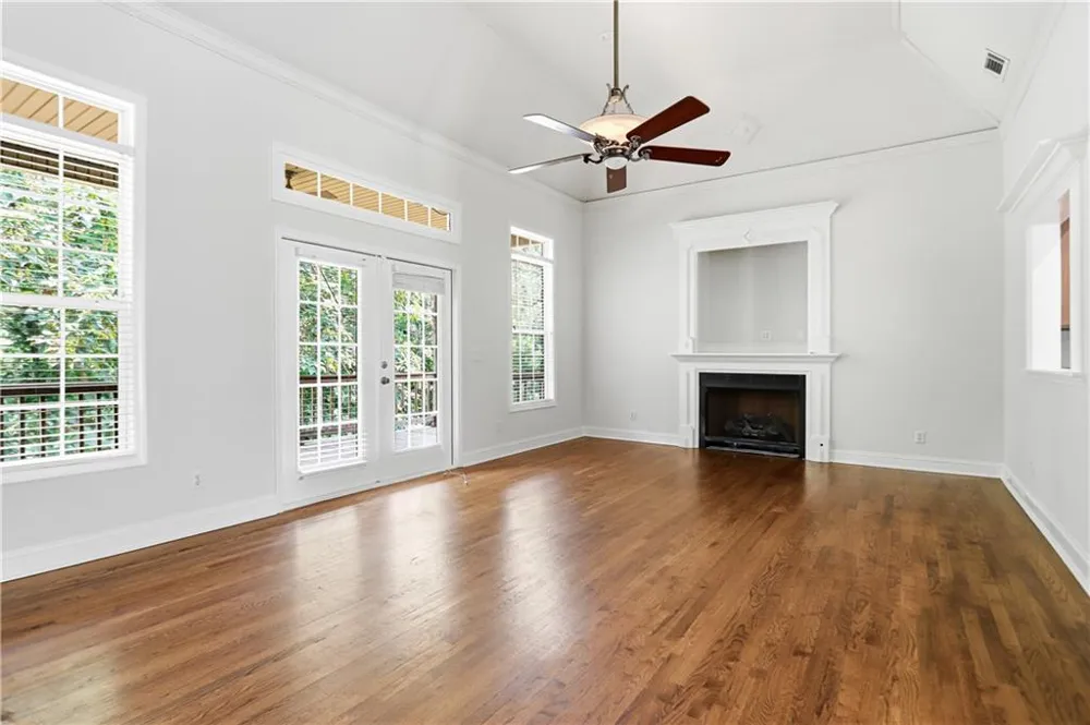 318 Crest Pointe S Bremen, GA 30110