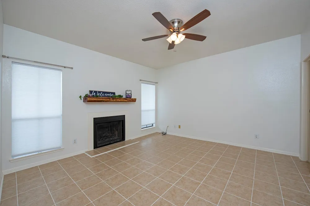 18809 Egret Bay Boulevard #127 Webster, TX 77058