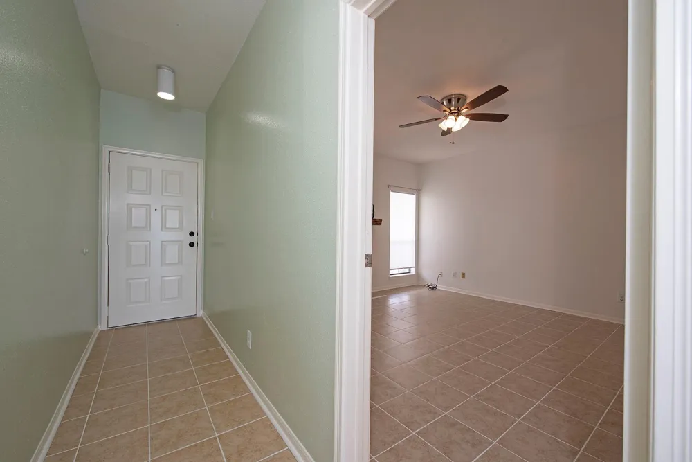 18809 Egret Bay Boulevard #127 Webster, TX 77058