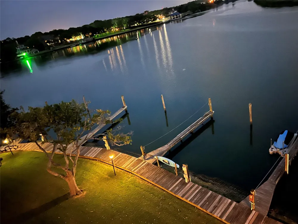 18809 Egret Bay Boulevard #127 Webster, TX 77058