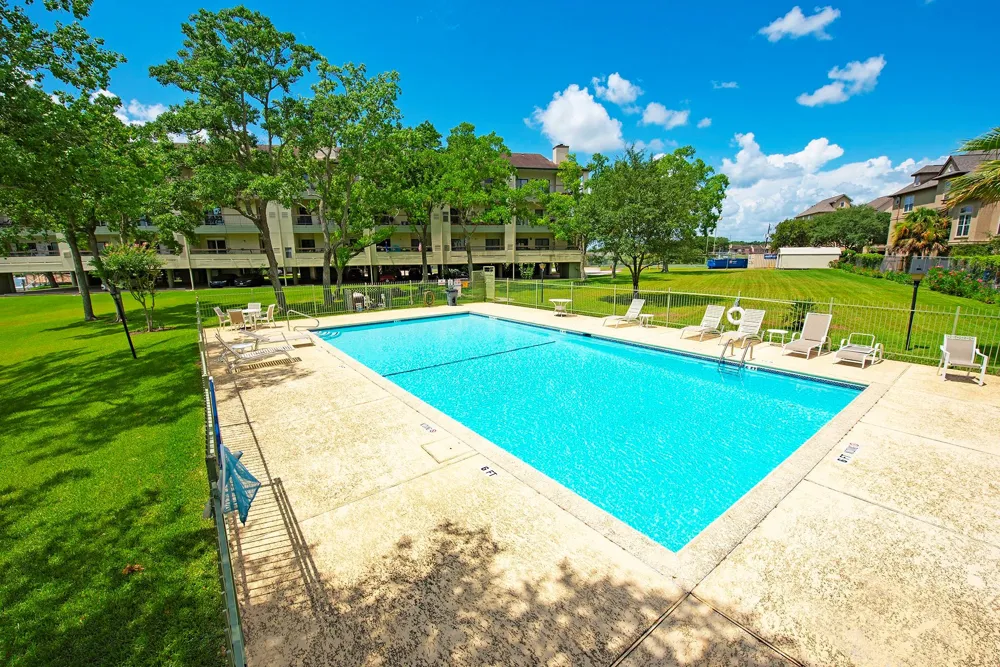 18809 Egret Bay Boulevard #127 Webster, TX 77058